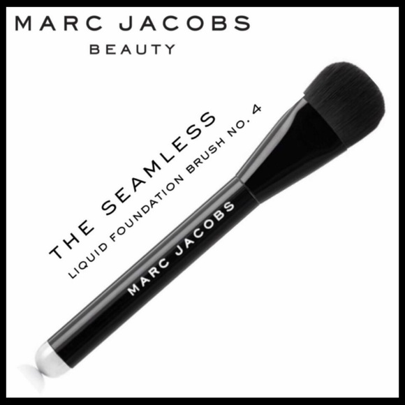 marc jacobs liquid foundation
